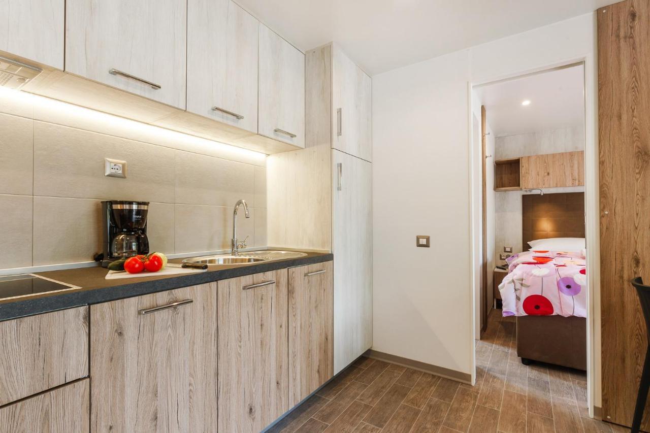 Premium Camping Homes Santa Marina, Lanterna Tar-Vabriga ภายนอก รูปภาพ