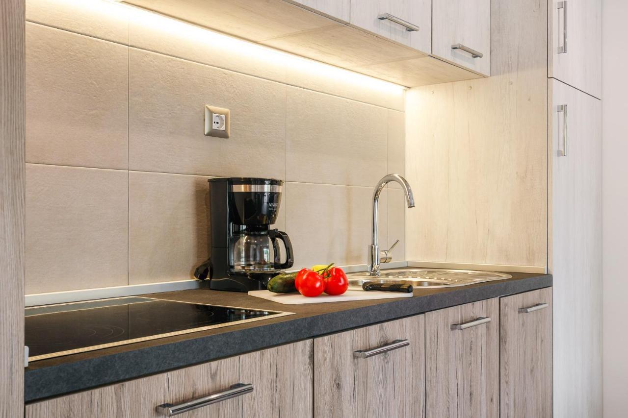 Premium Camping Homes Santa Marina, Lanterna Tar-Vabriga ภายนอก รูปภาพ